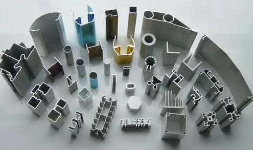 坚美铝材厂家下面给大家介绍下铝型材的加工工艺